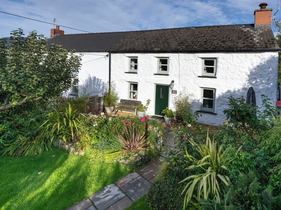 Cottage | Exterior