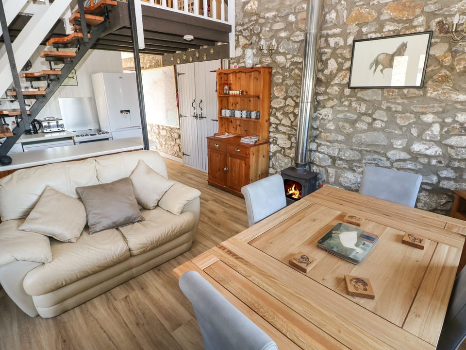 Cottage | Interior