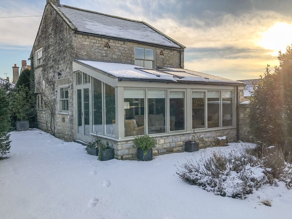 Cottage | Interior