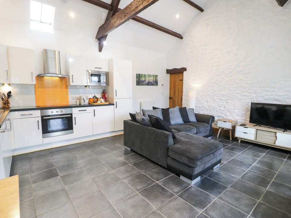 Cottage | Living area | TV, DVD player