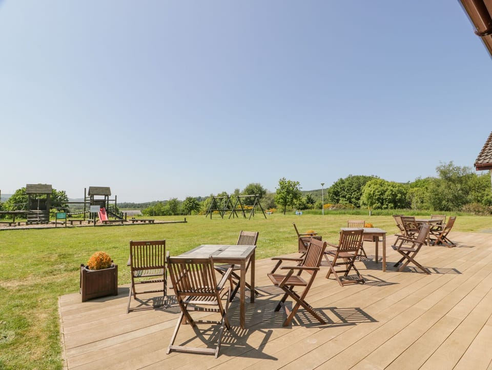 Cottage | Outdoor dining