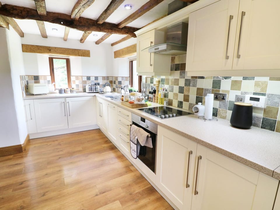 Cottage | Interior