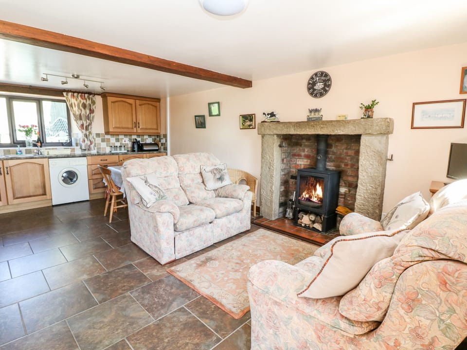 Cottage | Interior