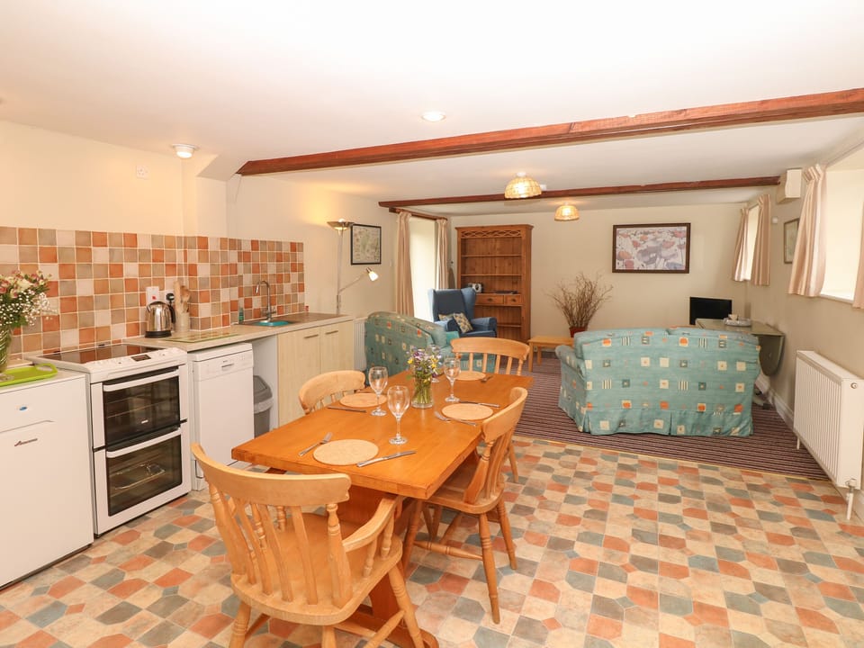 Cottage | Interior