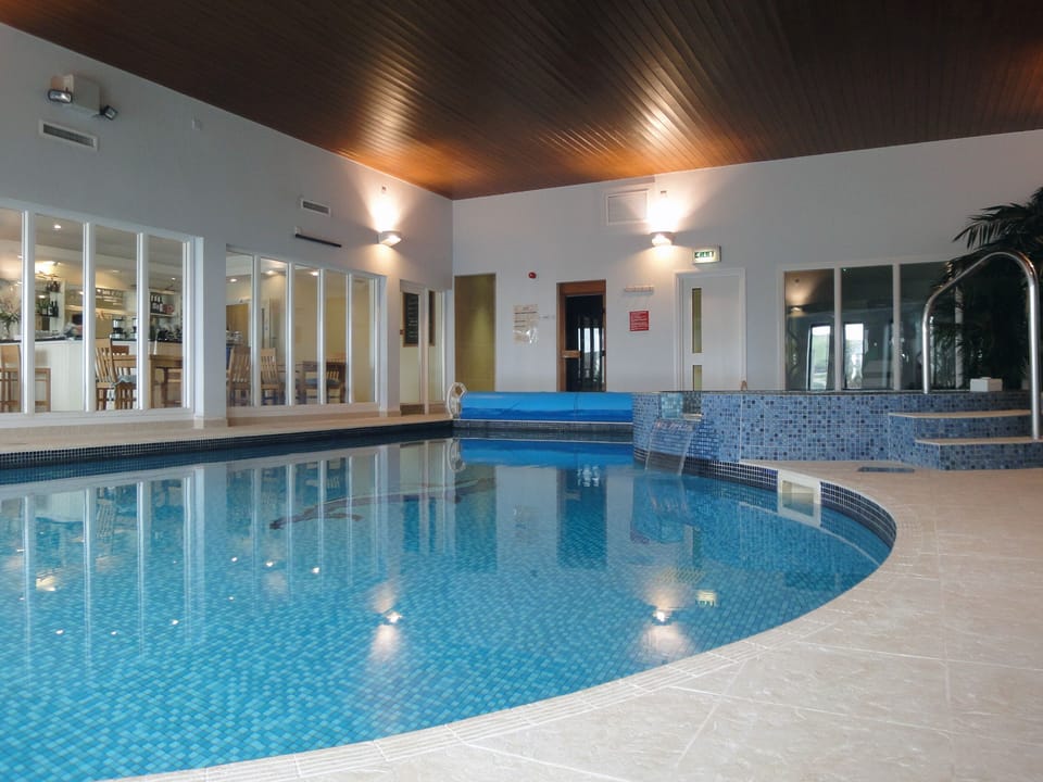 Cottage | Pool | Indoor pool
