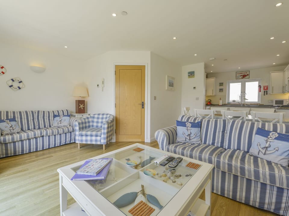 Cottage | Interior