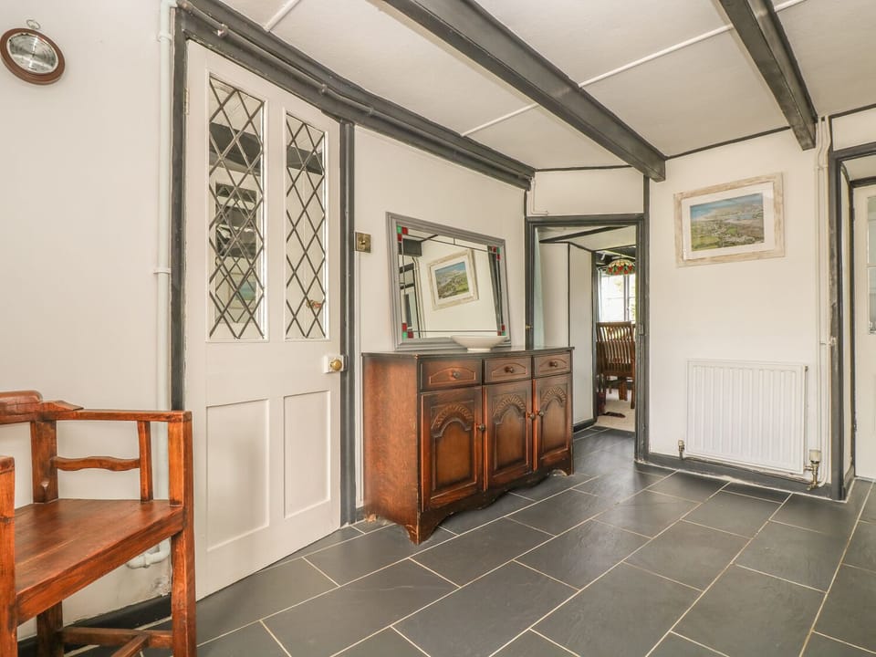 Cottage | 3 bedrooms, individually decorated, individually furnished, free WiFi