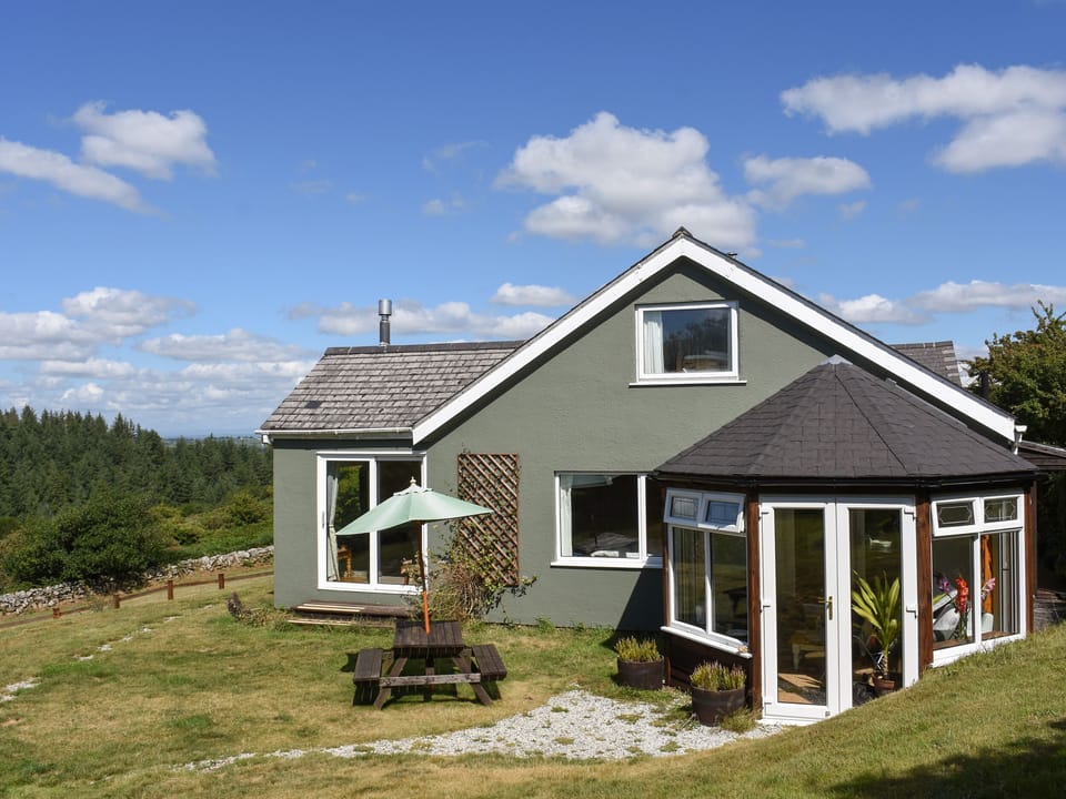 Cottage | Interior