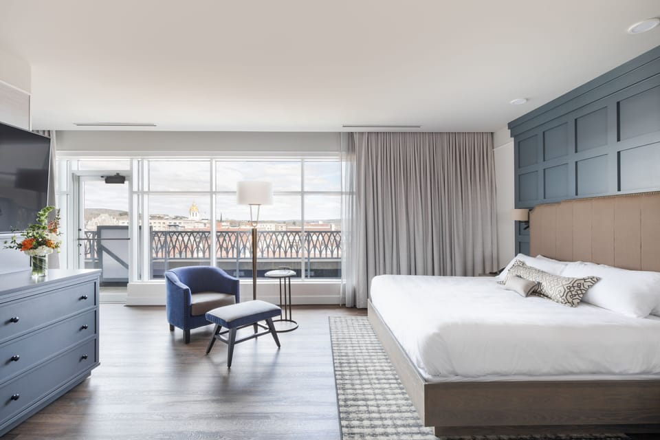 Terrace King (Balconies Seasonal) | In-room safe, laptop workspace, blackout drapes, soundproofing