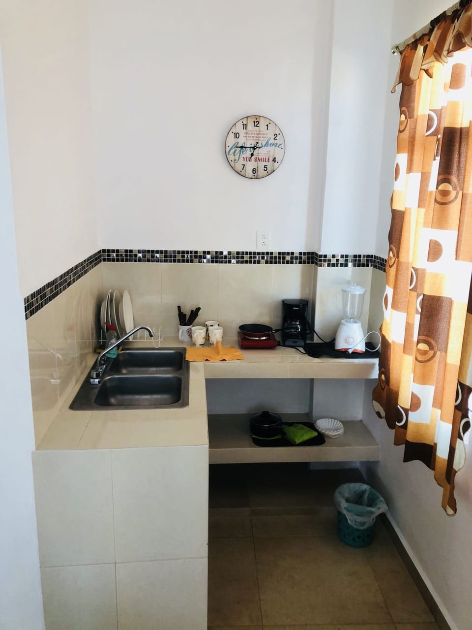 Fridge, microwave, espresso maker, blender