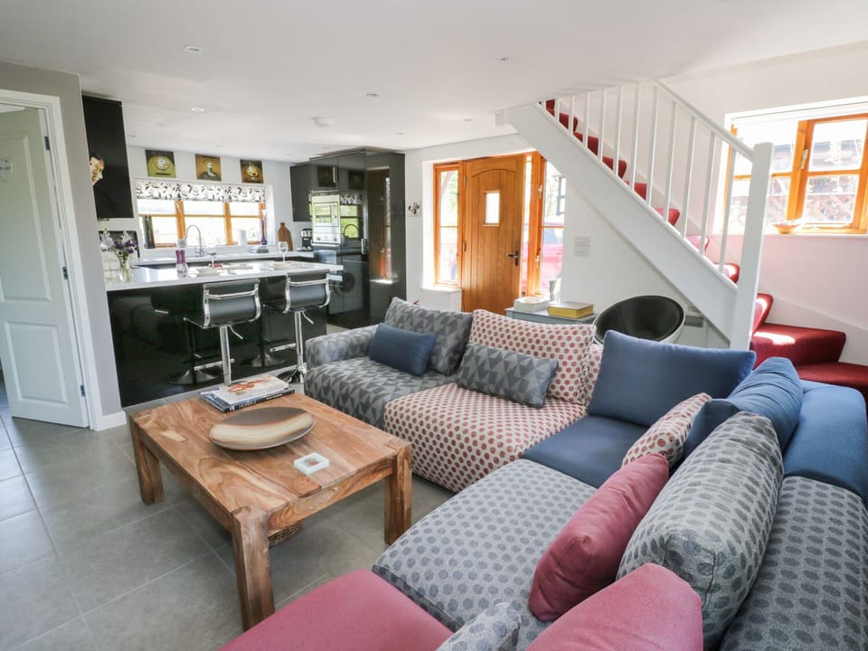 Cottage | Interior