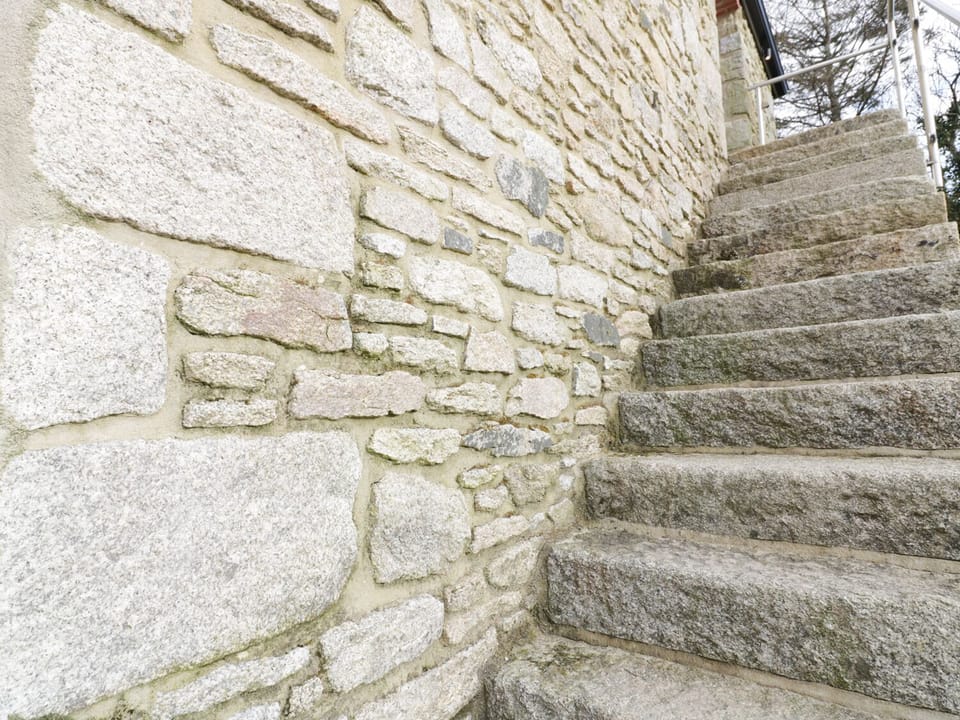Cottage | Property grounds
