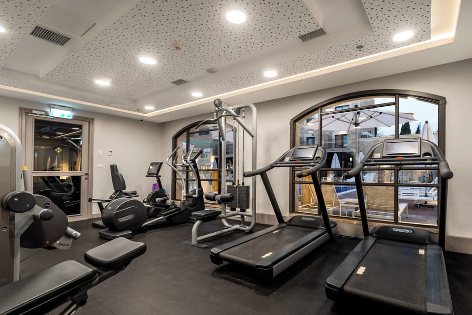 Edmond Luxury Hotel & Spa Hotel in North District