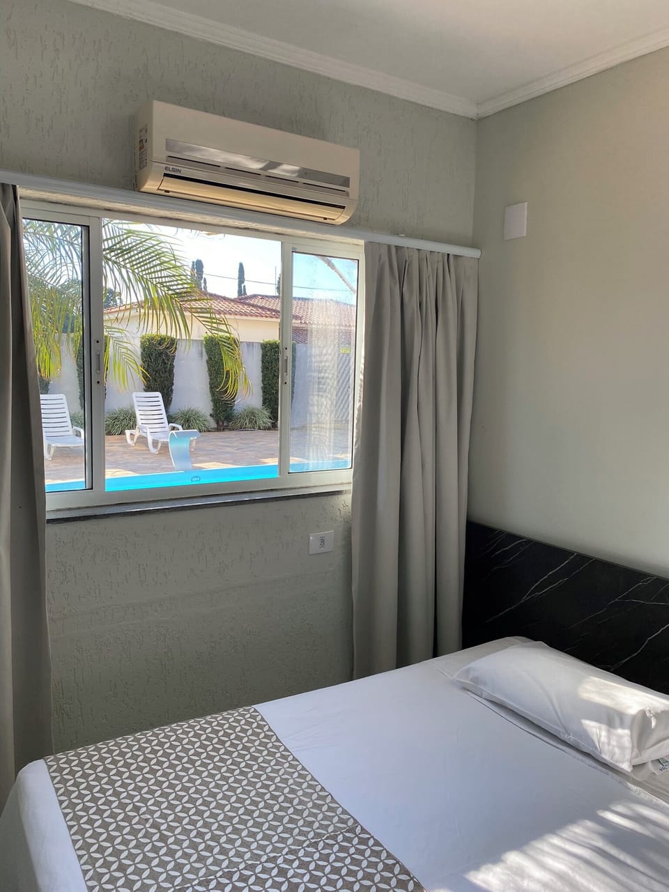 Double Room | Desk, blackout drapes, free WiFi, bed sheets