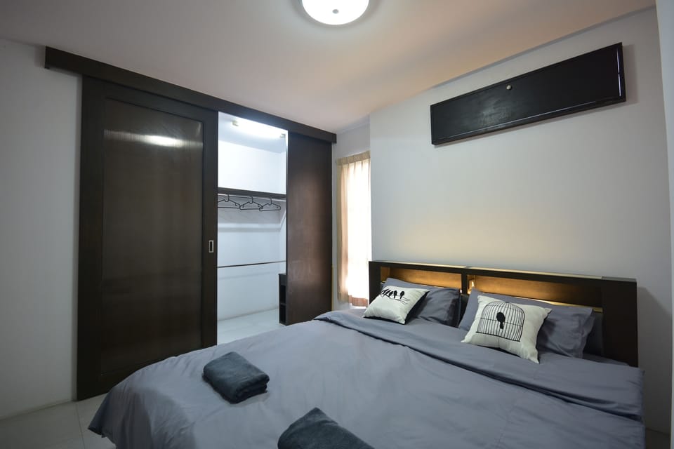 Suite  | Desk, free WiFi, bed sheets
