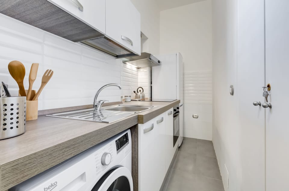 Apartment, 2 Bedrooms, Non Smoking, Kitchen | Private kitchen | Fridge, oven, stovetop, dishwasher