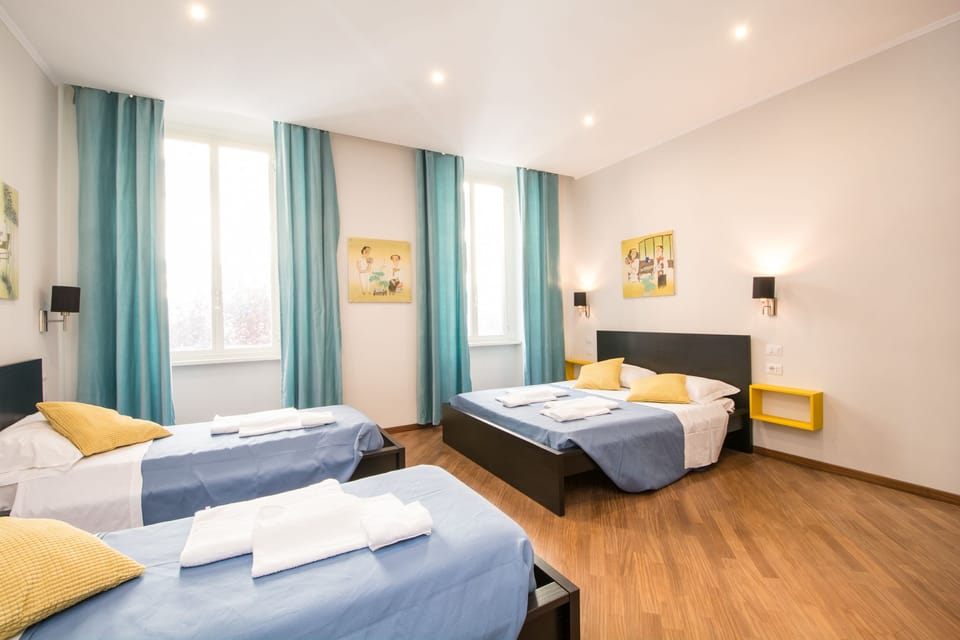 Family Quadruple Room, Ensuite | Iron/ironing board, WiFi (free)