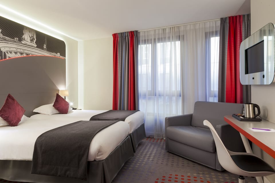Standard Twin Room | In-room safe, desk, soundproofing, free cribs/infant beds