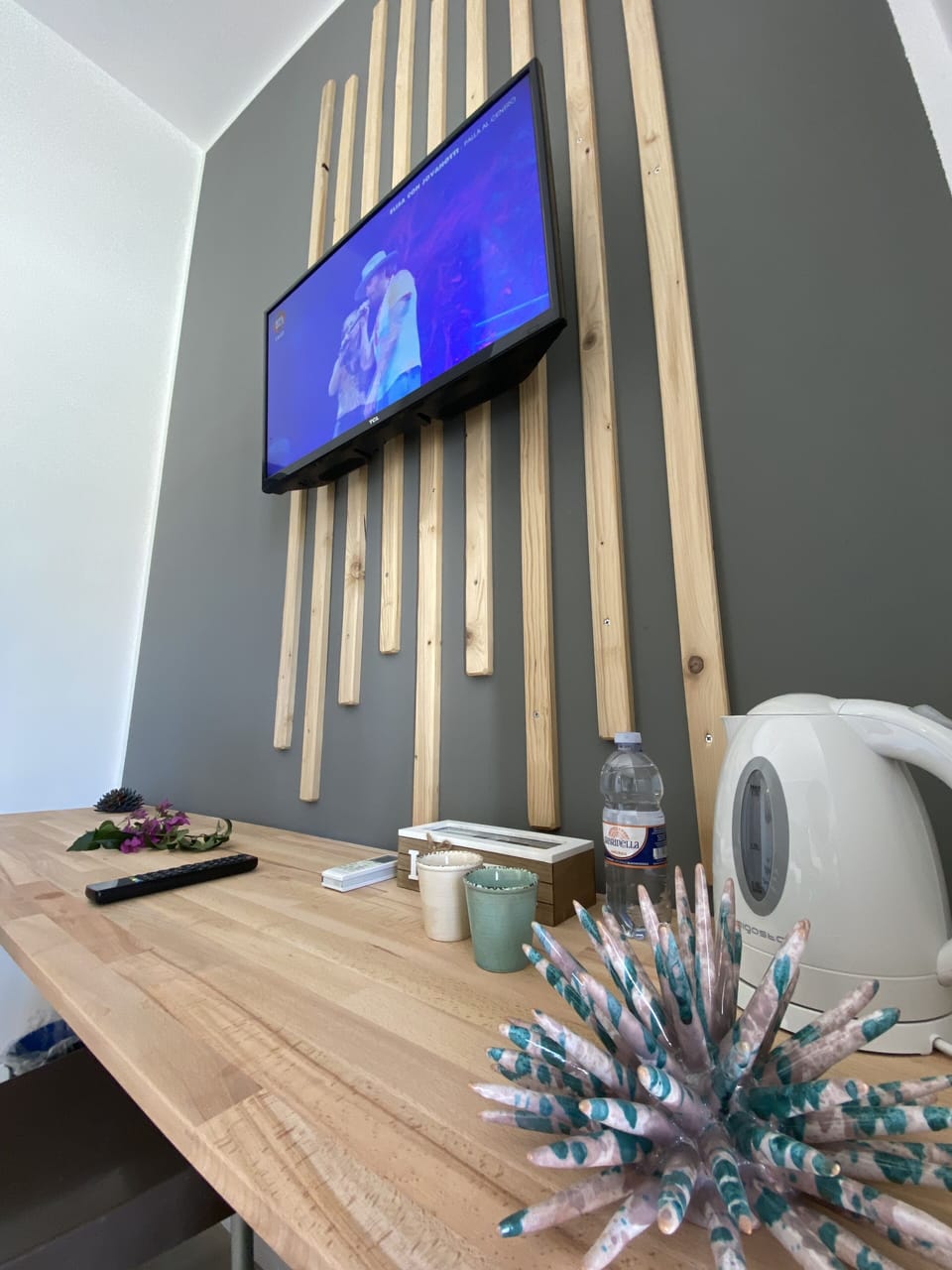 Deluxe Double Room, Sea View | Individually decorated, desk, laptop workspace, blackout drapes