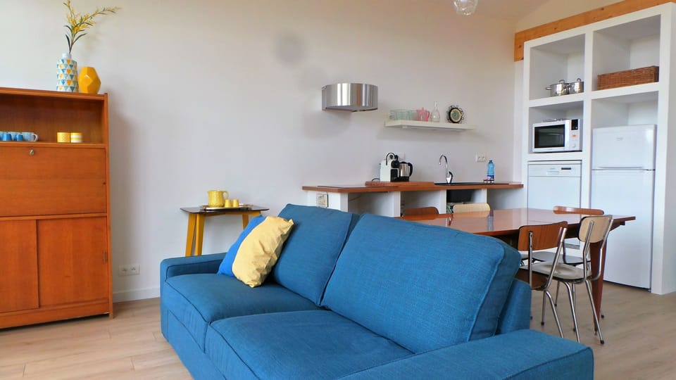 Mobile Home | Living room