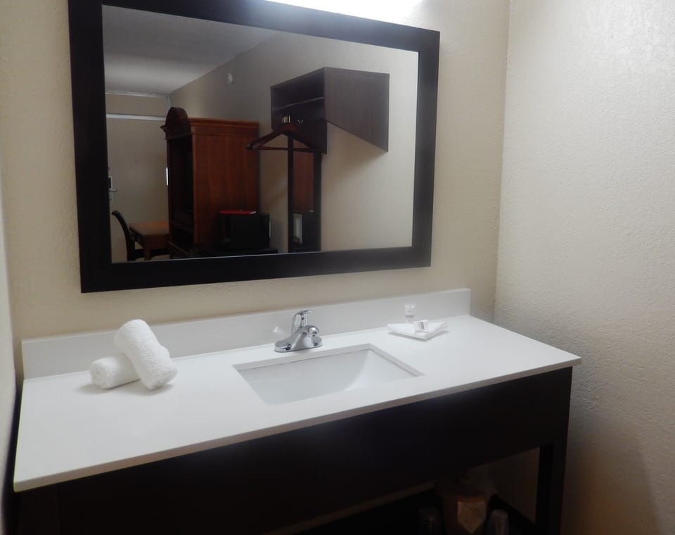 Free toiletries, hair dryer, towels