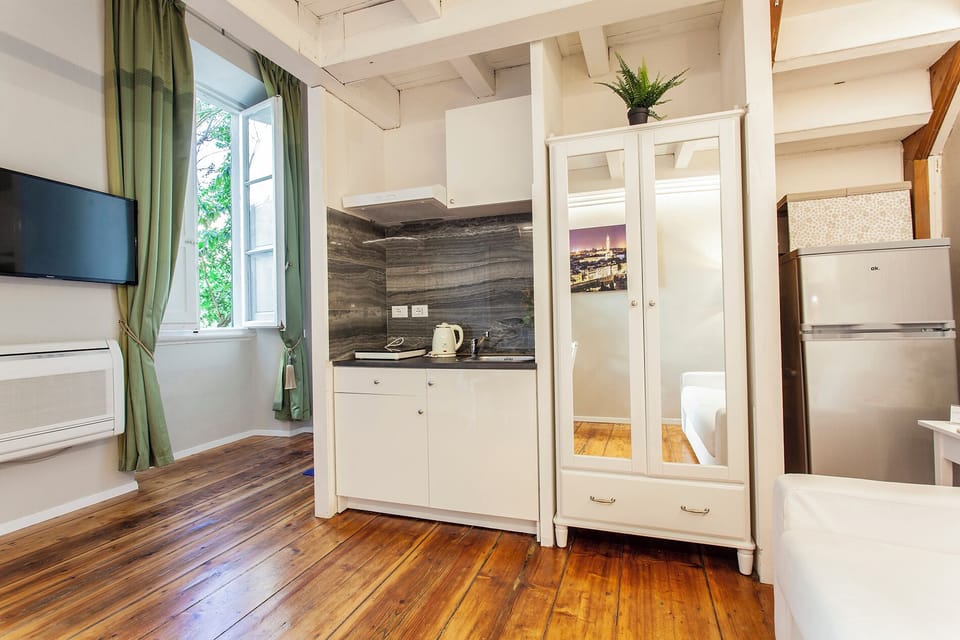 Duplex, 1 Bedroom | Living area | Flat-screen TV