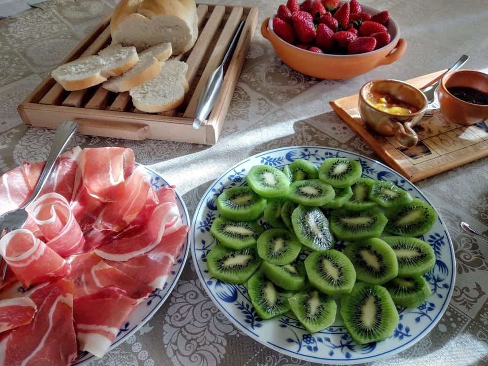 Daily buffet breakfast for a fee