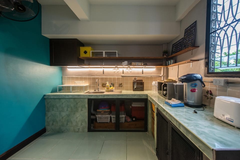 Shared fridge, microwave