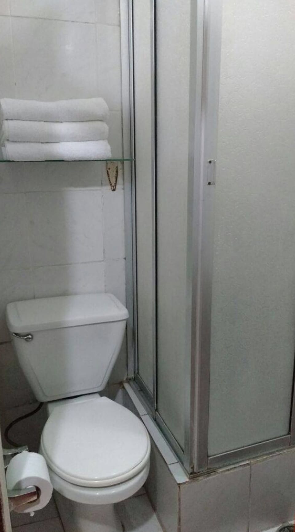 Shower, towels