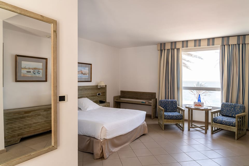 Basic Double Room | 1 bedroom, Select Comfort beds, minibar, in-room safe