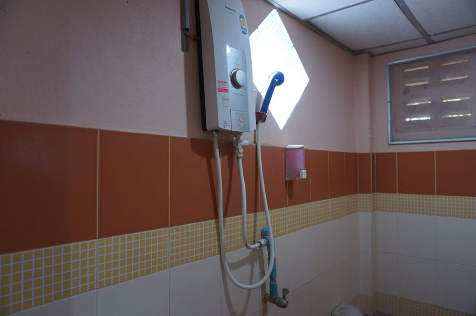 Bathroom shower