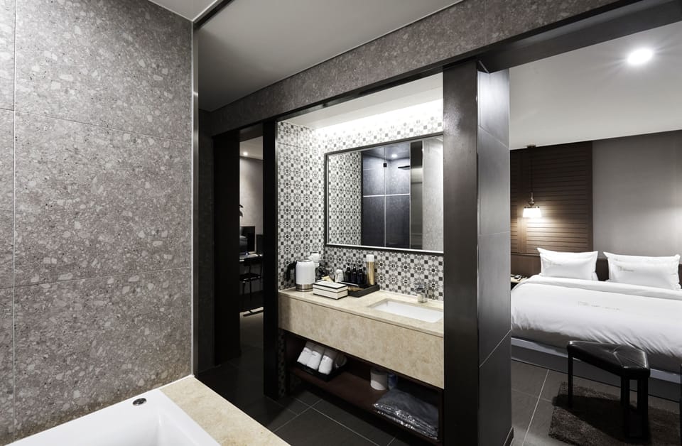 VIP Twin / Max 2 | Bathroom sink