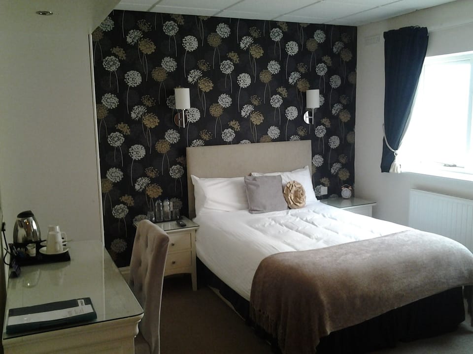 Twin Room, Ensuite