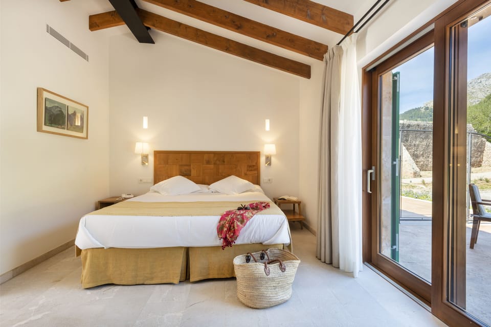 Double Room, Terrace | Premium bedding, down comforters, memory foam beds, minibar