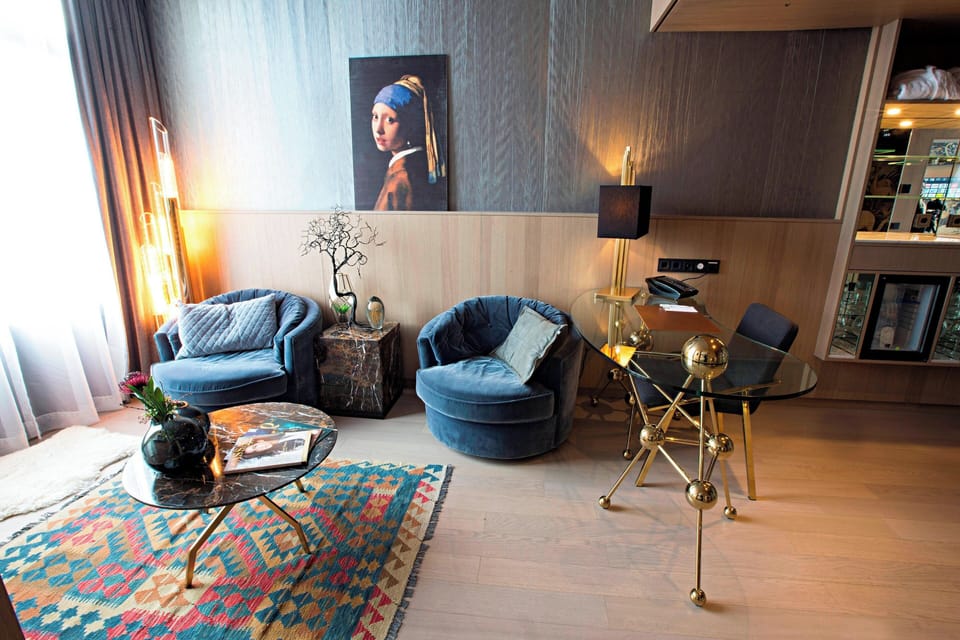 Design Room, 1 Bedroom, Canal View | Living room | LCD TV