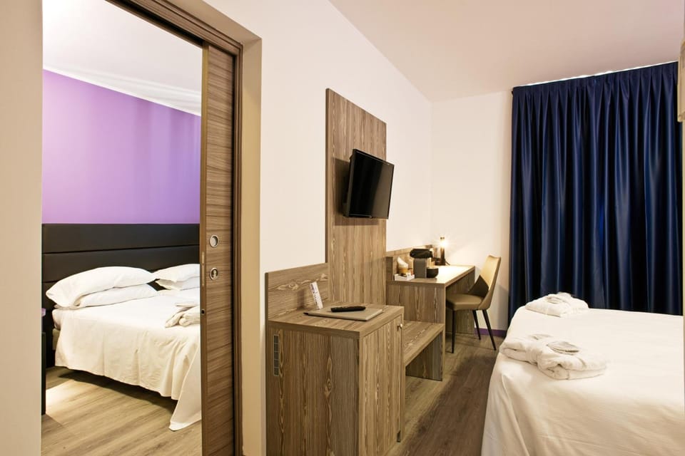 In-room safe, desk, free WiFi, bed sheets