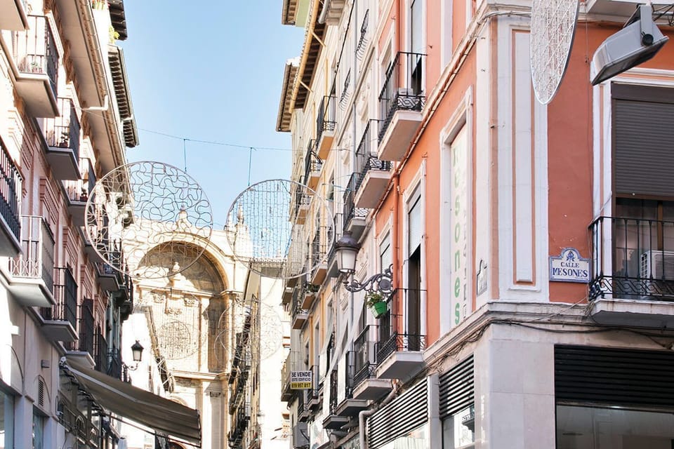 Pensión Mesones Bed and Breakfast in Granada