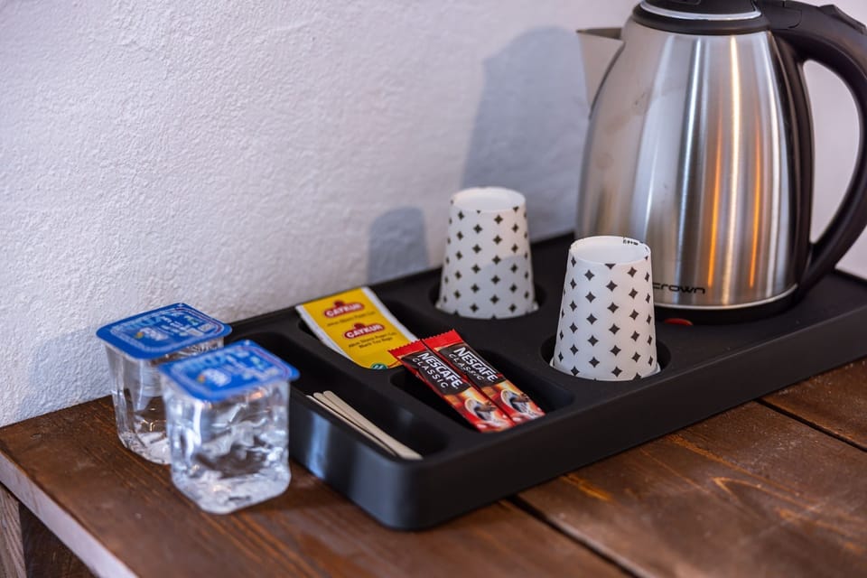 Economy Twin Room, Multiple Beds, Non Smoking | Minibar, free WiFi, bed sheets