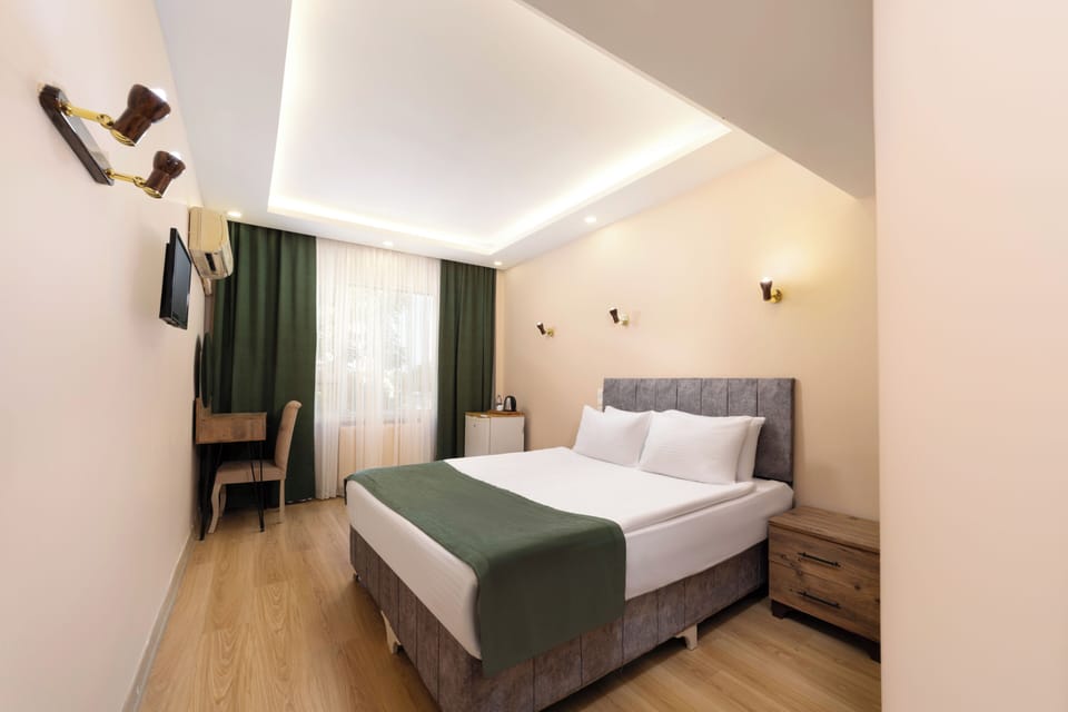 Standard Double Room | Desk, soundproofing, free WiFi