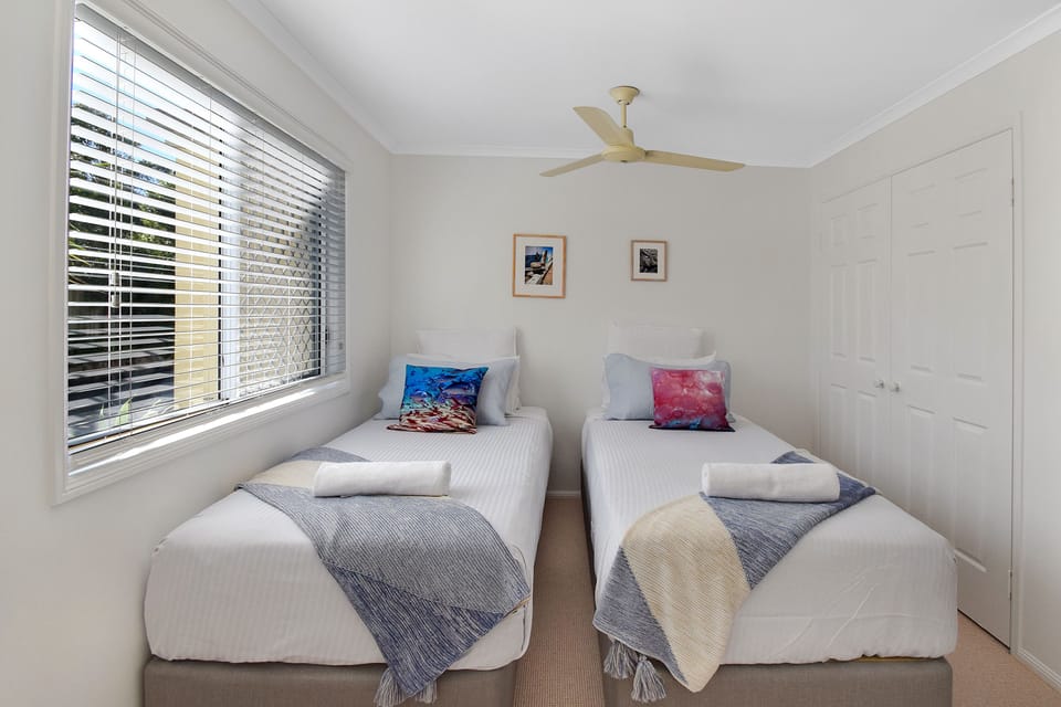 Townhome, 2 Bedrooms | 2 bedrooms, iron/ironing board, WiFi (free), bed sheets