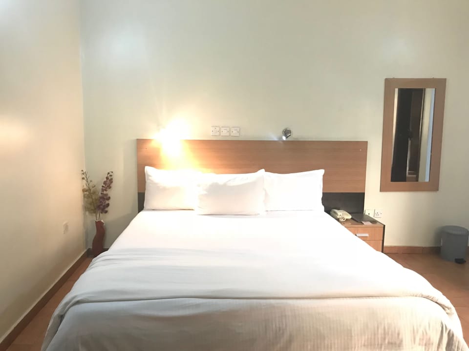 Egyptian cotton sheets, premium bedding, memory foam beds, desk