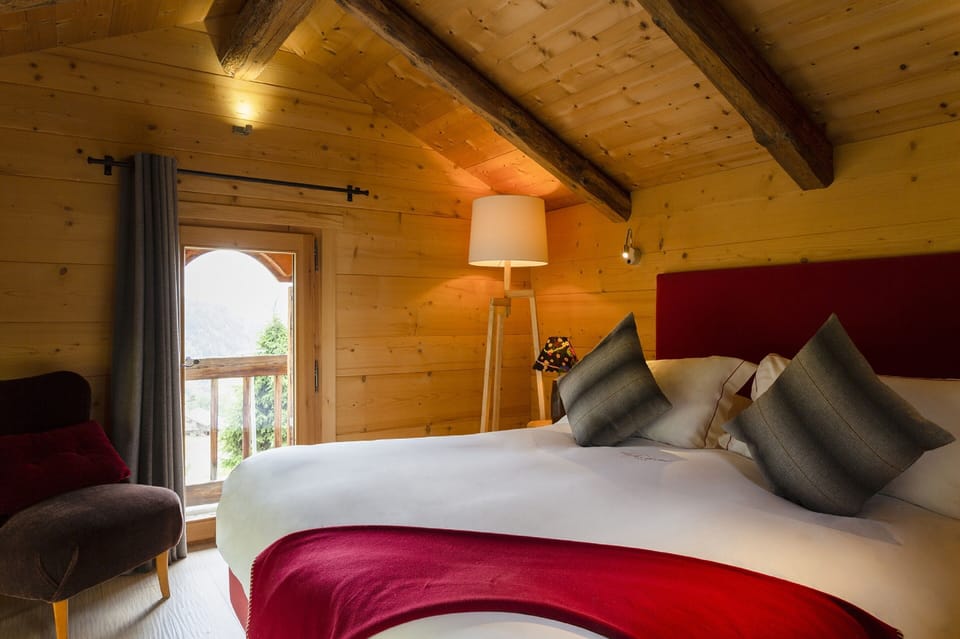 Triple Room (Le Grenier) | In-room safe, desk, laptop workspace, blackout drapes