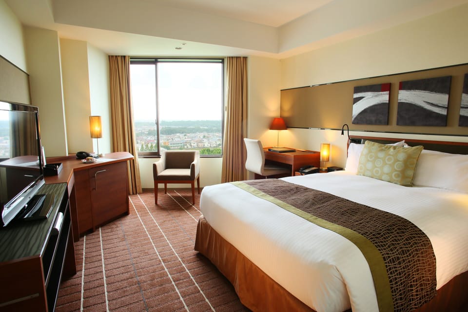 In-room safe, blackout drapes, iron/ironing board, free WiFi