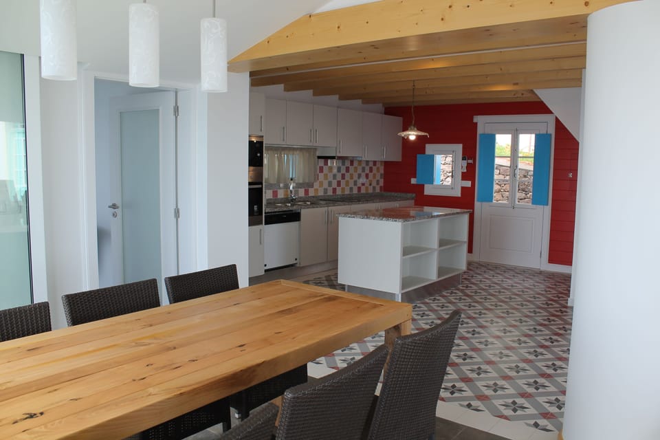 Villa, 3 Bedrooms, Ocean View | Private kitchen | Full-size fridge, microwave, oven, stovetop