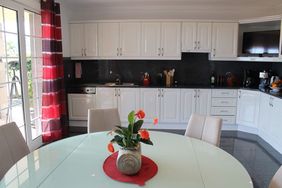 Luxury Villa, 5 Bedrooms, Private Pool, Ocean View | 5 bedrooms, premium bedding, in-room safe, individually decorated