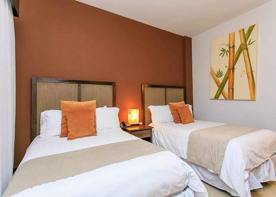 Condo | 2 bedrooms, free WiFi, bed sheets