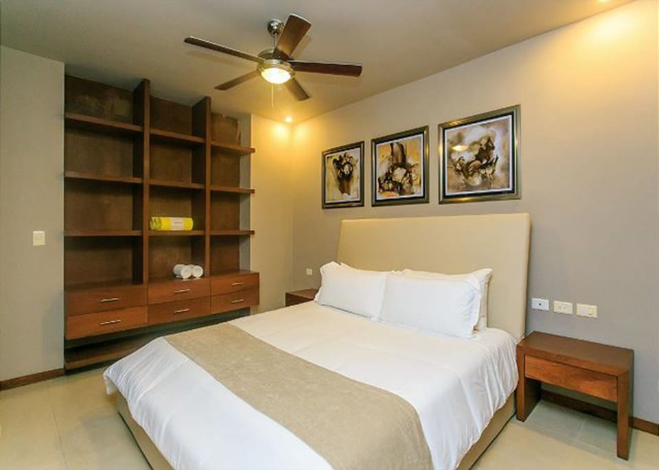Condo | 2 bedrooms, iron/ironing board, free WiFi, bed sheets