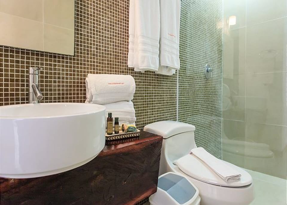 Condo | Bathroom | Shower, free toiletries, hair dryer, towels