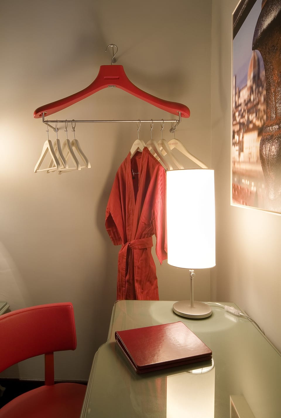 Classic Double or Twin Room, 1 Bedroom | Minibar, in-room safe, desk, free WiFi