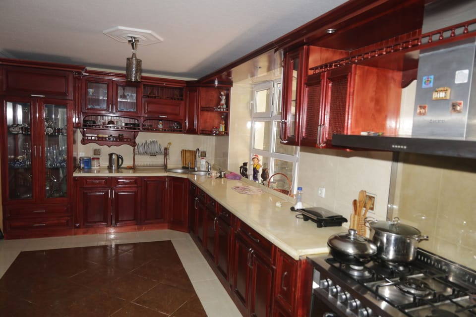 Double Room, Non Smoking, Courtyard View | Shared kitchen | Shared fridge, shared microwave, toaster, highchair